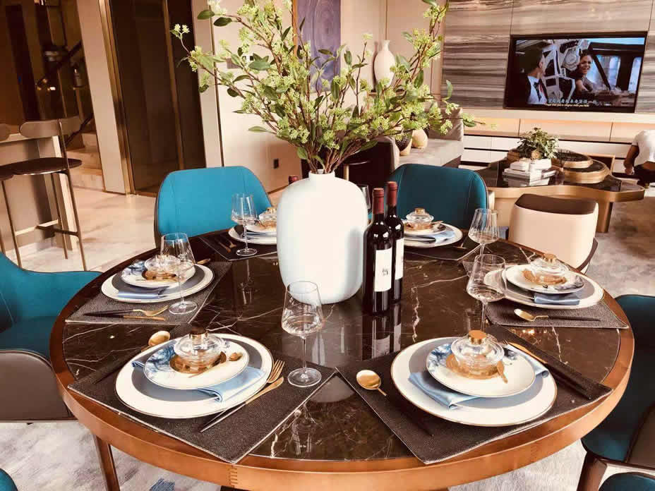 华侨城A4上叠别墅样板间家具定制